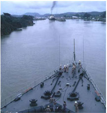 Le 22 novembre, les écluses de Gatun en vue.